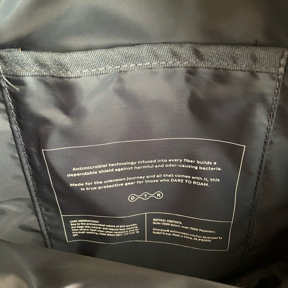 Dare to Roam Blue Convertible Maven Day Pack - Picture 11 of 13